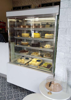 1.8m Sliding Doors Floor Standing Cake Showcase Chiller